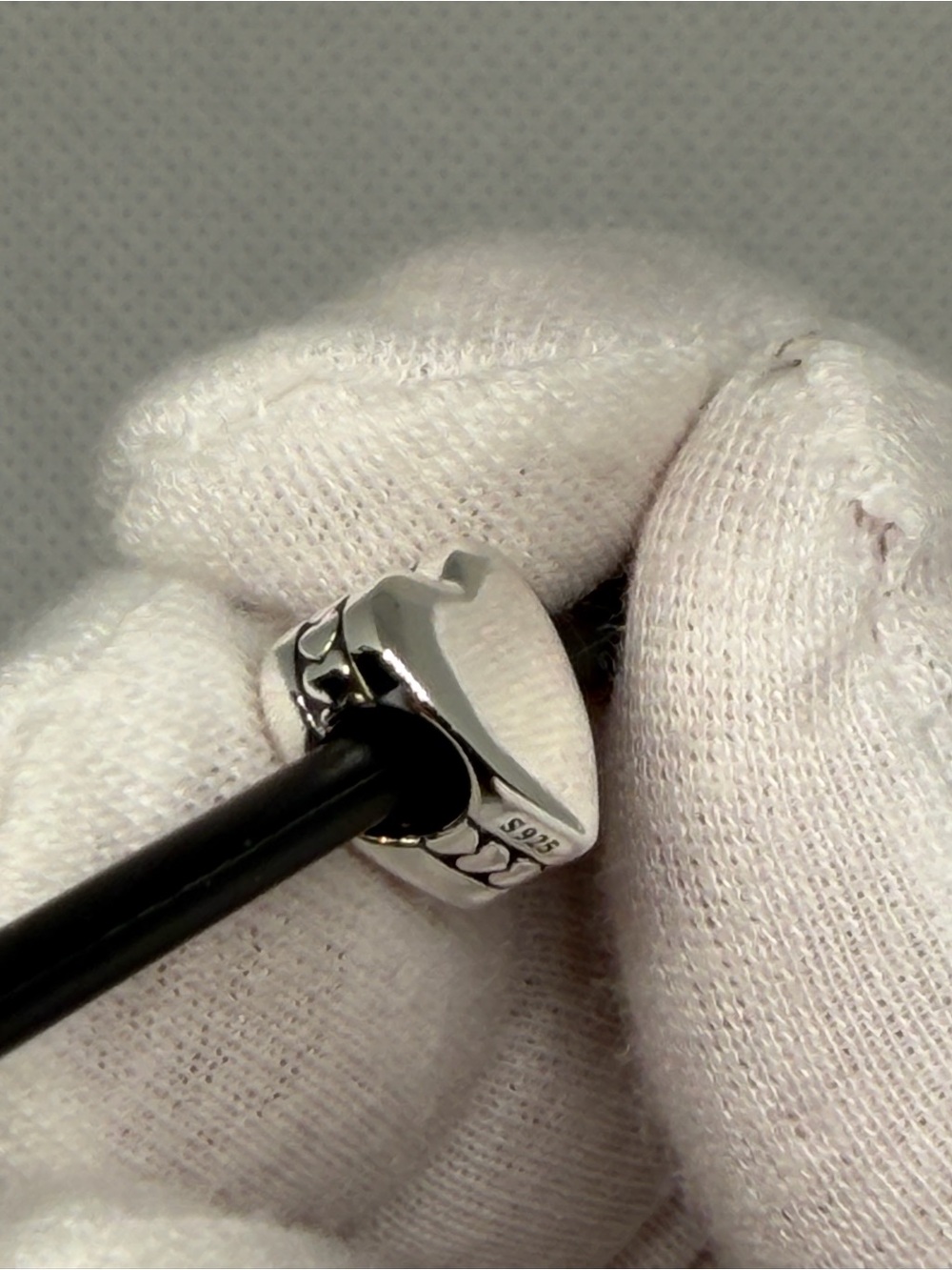 Pandora 792015 - Engravable Heart Locket - Picture 2 of 6